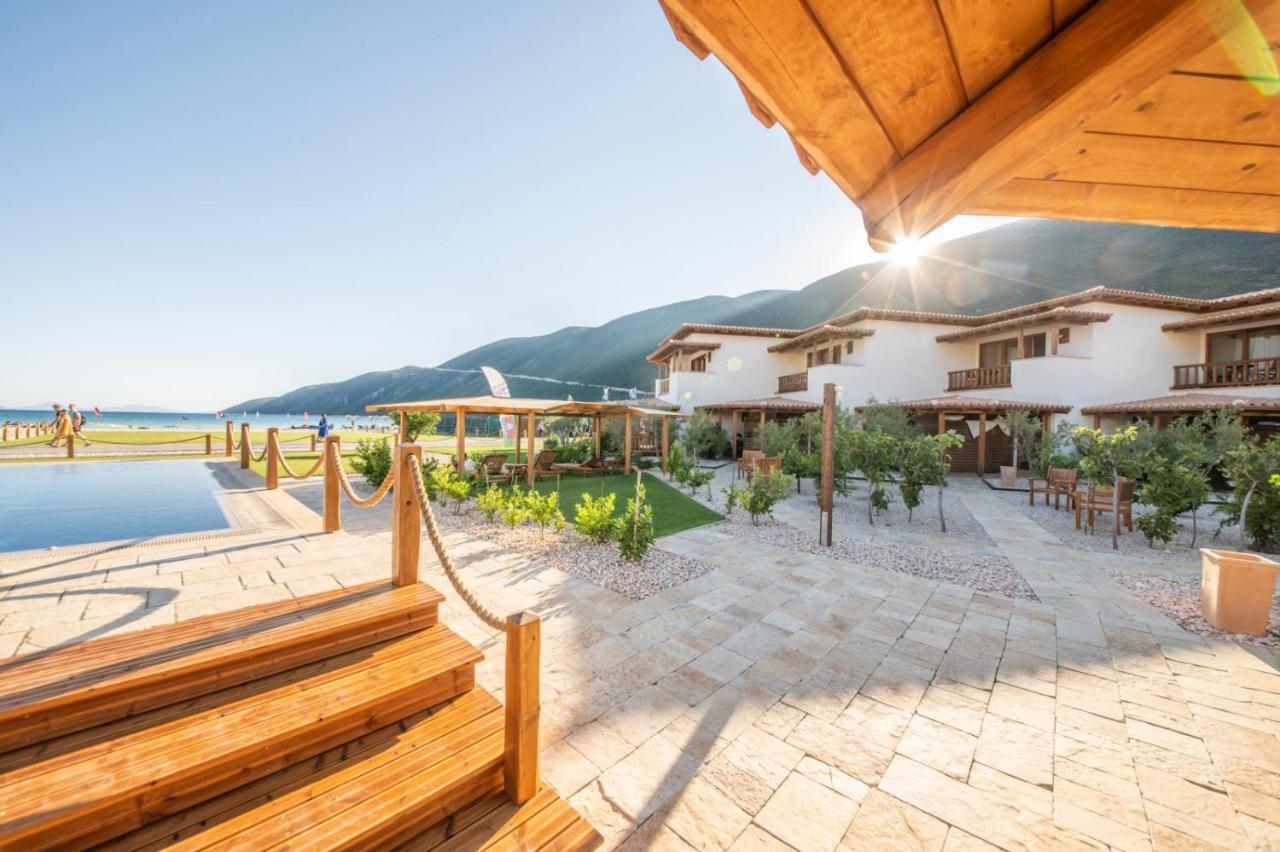 Seaside Resort Vasiliki Extérieur photo
